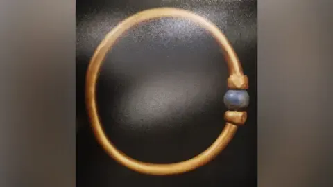 Egypt's Authorities State Ancient Bracelet Was Taken and Melted Down